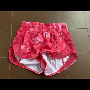 Hotty Hot 2 inch lulu lemon